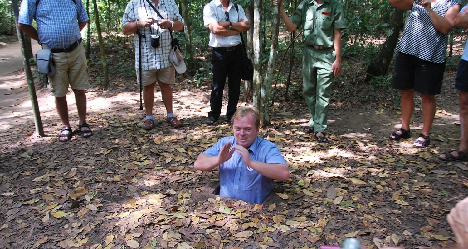 cu-chi-tunnels-and-mekong-delta-day-trip-tour-4